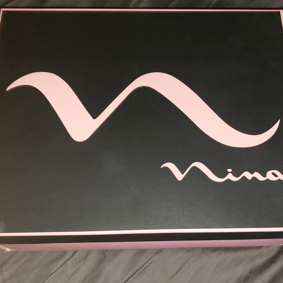 Glamorous heels - Picture 4 of 7